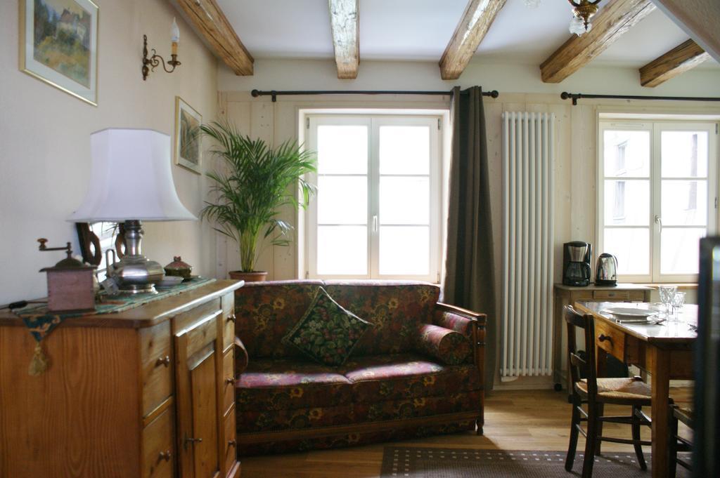Gites Les Bains Riquewihr Ruang foto