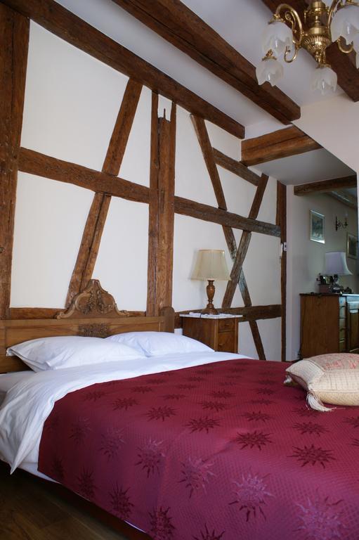 Gites Les Bains Riquewihr Ruang foto